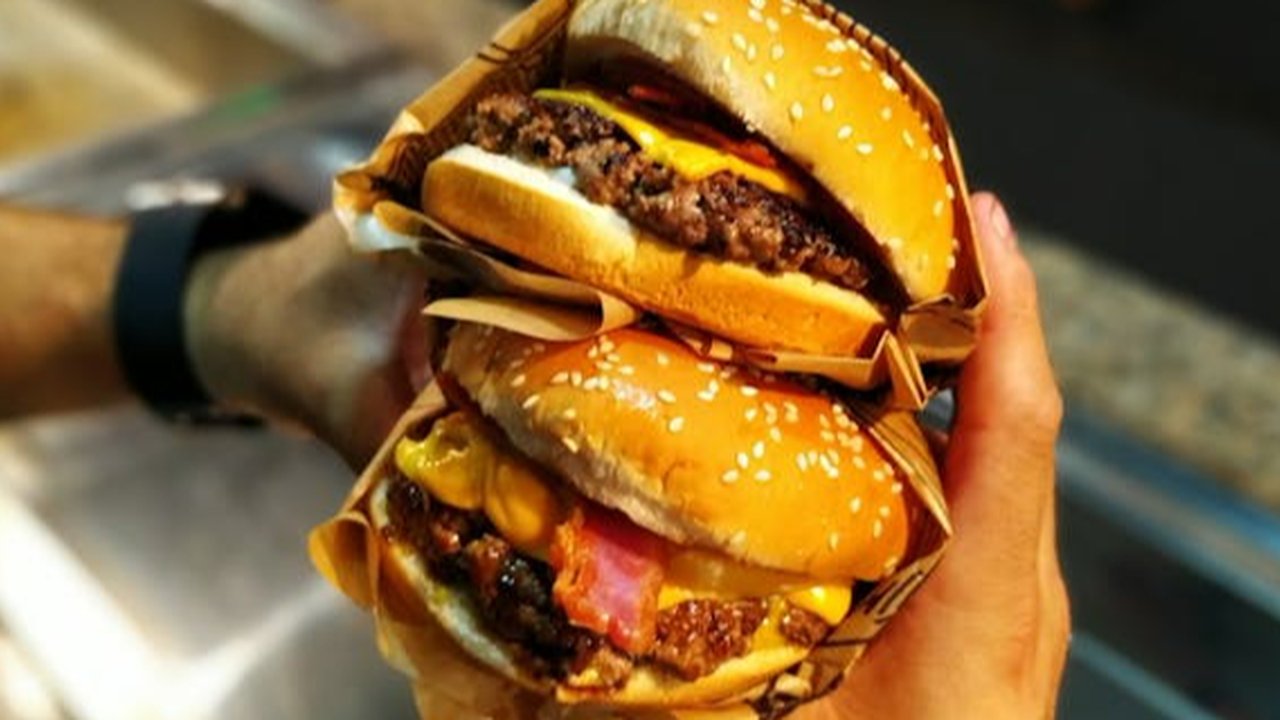 Konsumsi Fast Food Berlebihan Bisa Memperpendek Usia, Ini Temuan Peneliti