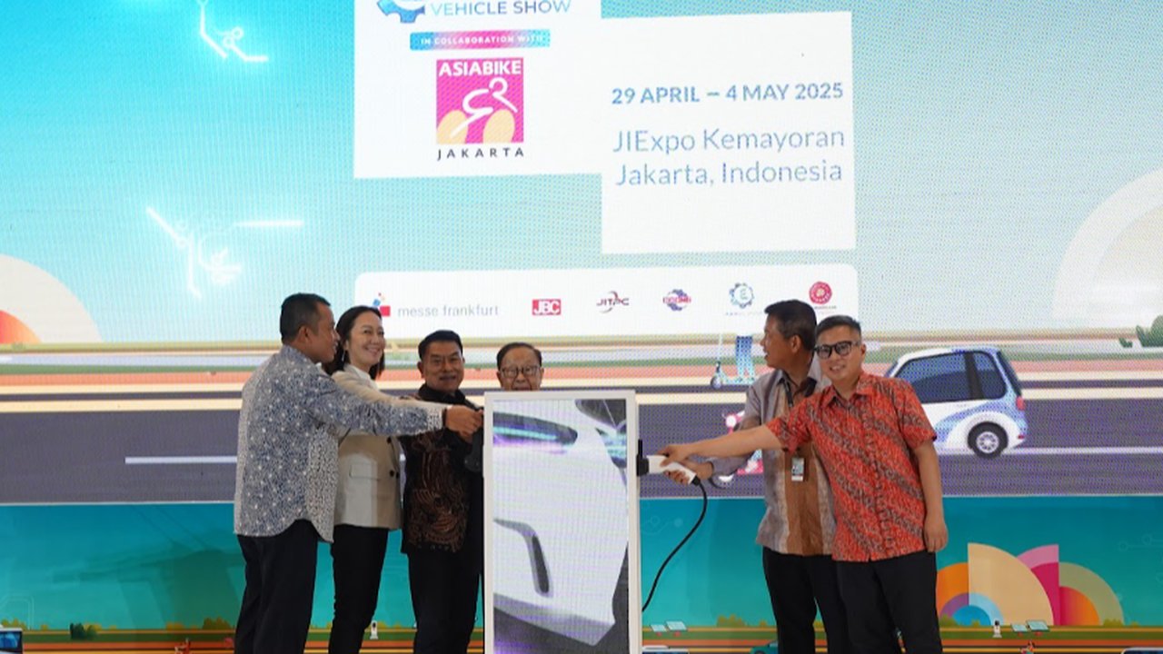 PEVS 2025 dan Asiabike Jakarta Resmi Dibuka