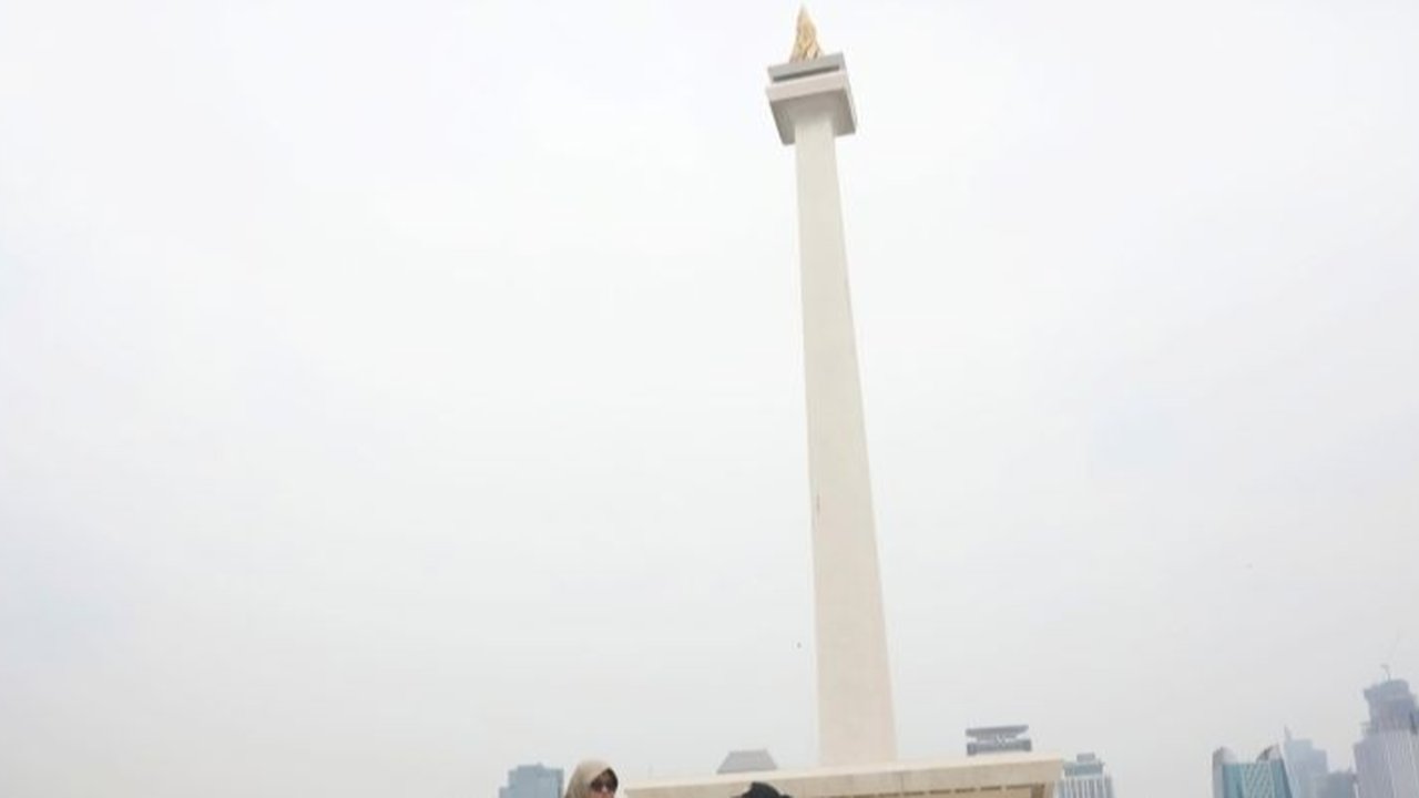 Monumen Nasional (Monas) menambah 8 loket tiket dan layanan kesehatan untuk mengantisipasi membludaknya pengunjung selama libur Lebaran, dengan berbagai atraksi menarik yang disiapkan.