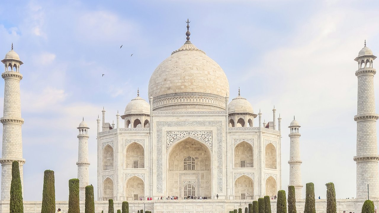Here are some of the most beautiful buildings you can visit in the world.