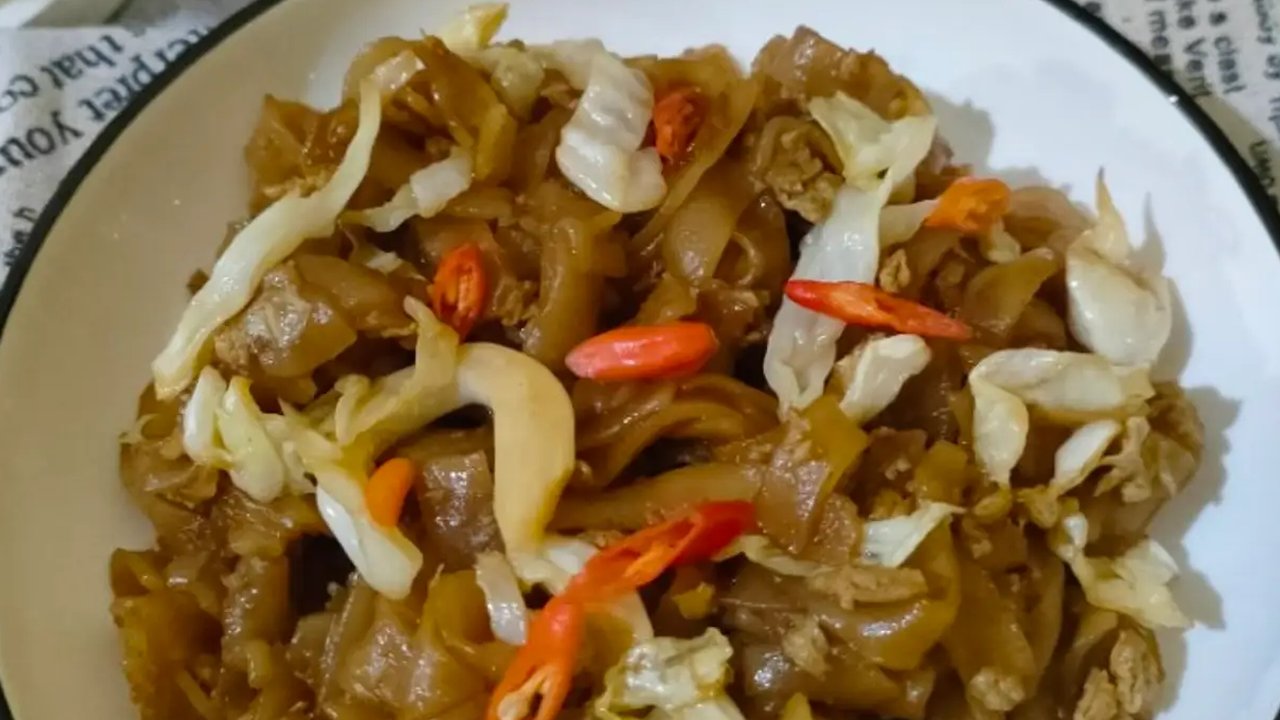 7 Resep dan Cara Membuat Kwetiau Goreng Spesial, Mudah dan Enggak Ribet