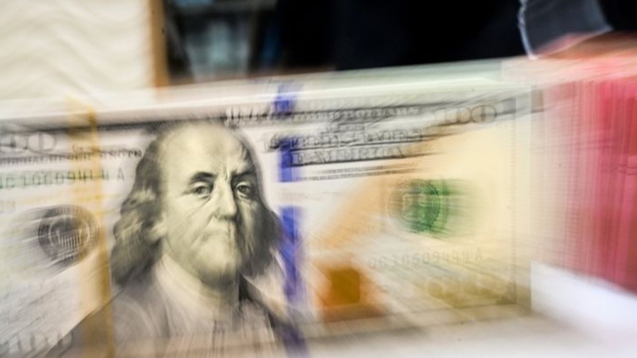 Ilustrasi miliarder. (Dok: Foto AI)