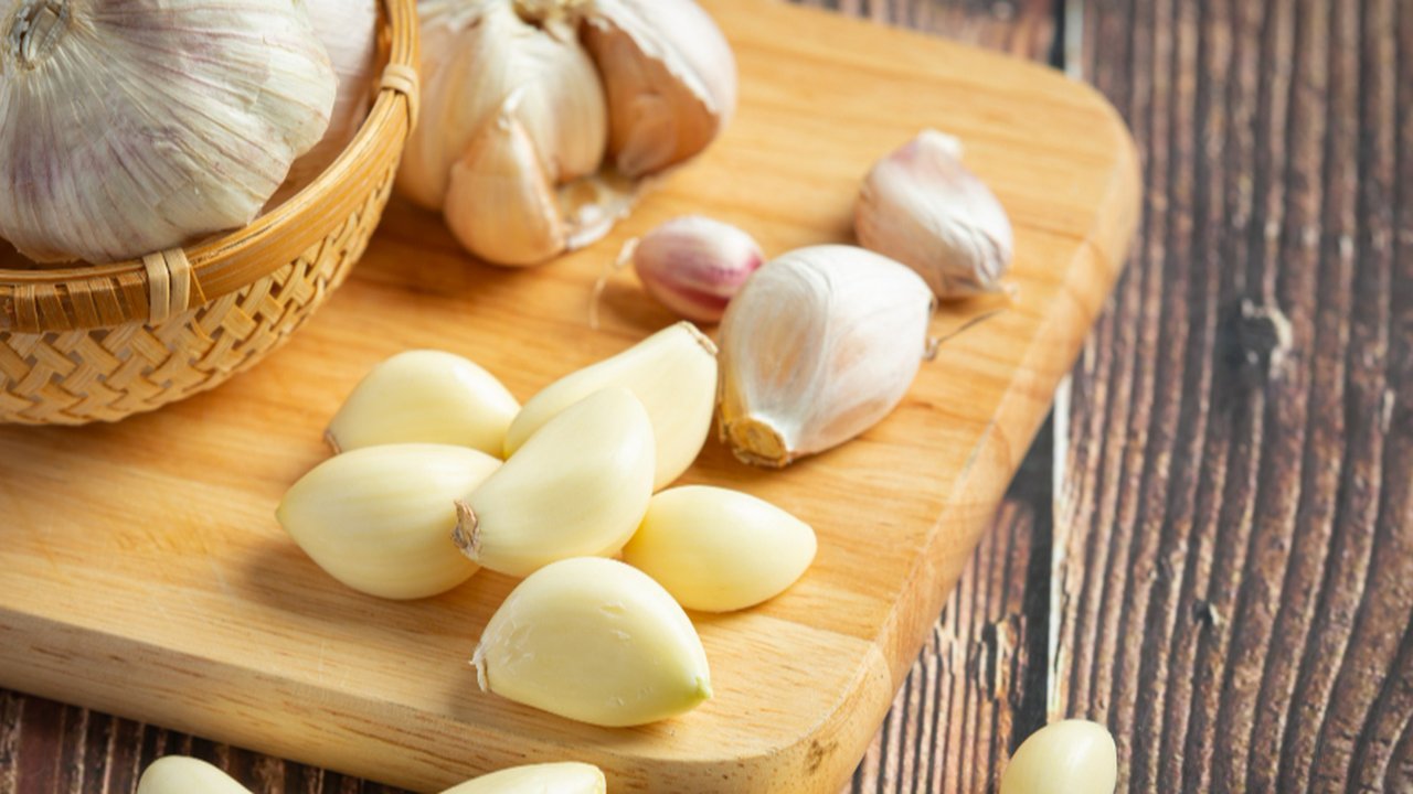 Cara Membuat Rebusan Bawang Putih Jahe untuk Hipertensi dan Kolesterol