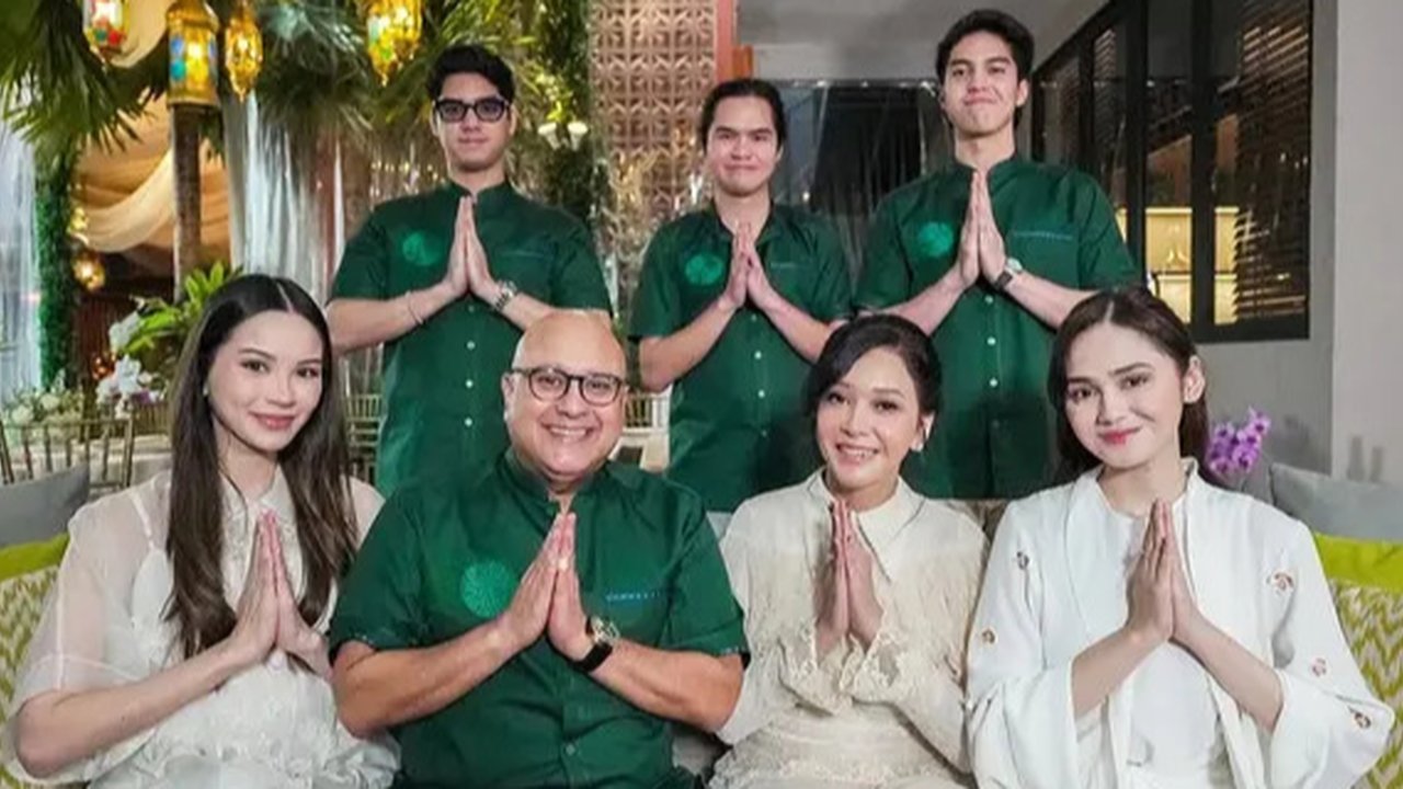 Potret 6 Artis Rayakan Lebaran 2025 Bareng Keluarga Kekasih. (Sumber: Instagram/elelrumi/omara.esteghlal)