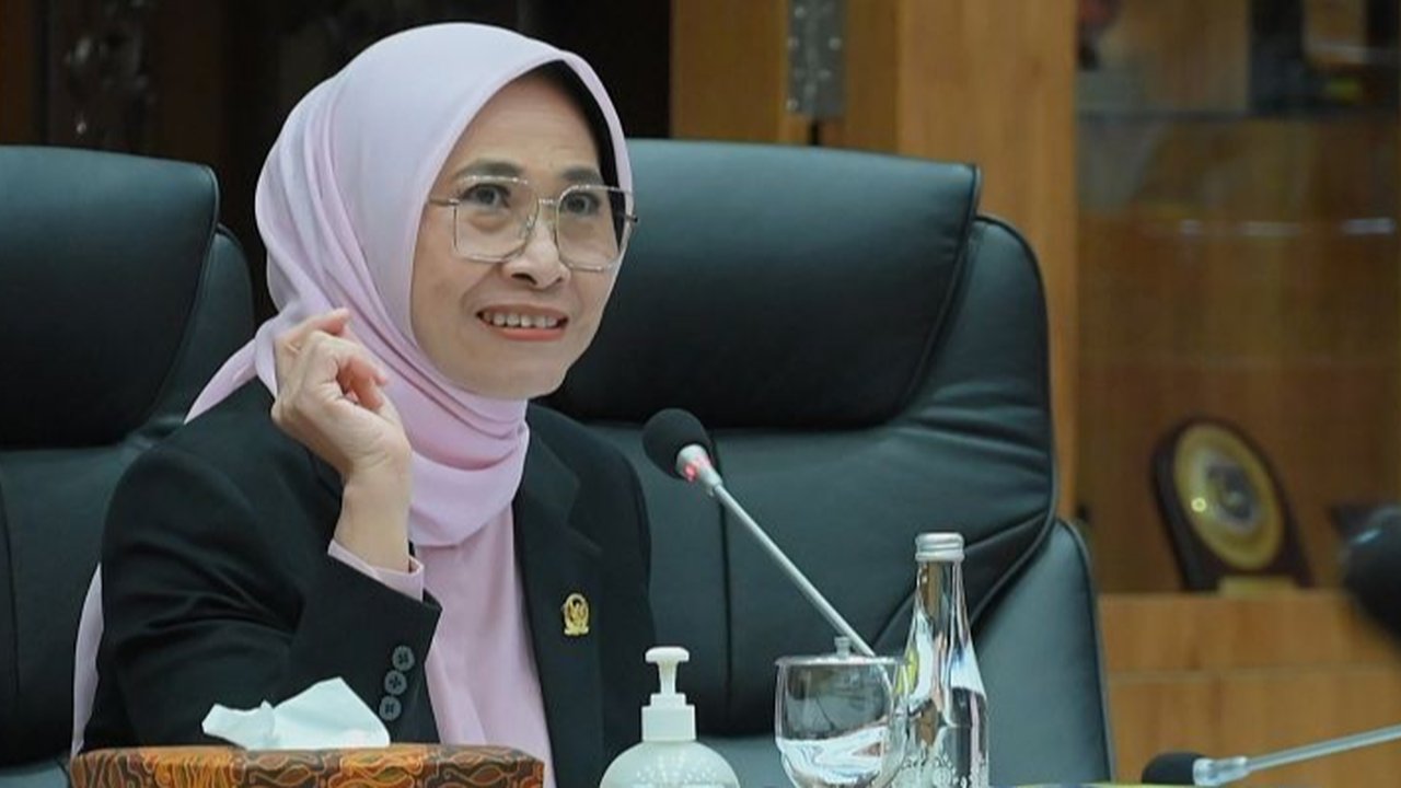 Disorot DPR, UGM Didesak Beri Hukuman Setimpal ke Guru Besar Pelaku Kekerasan Seksual