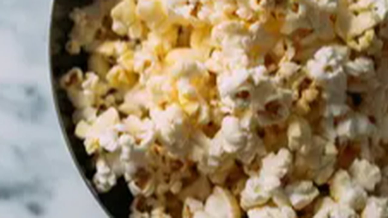 Ilustrasi popcorn (Image by Charles on Unsplash)