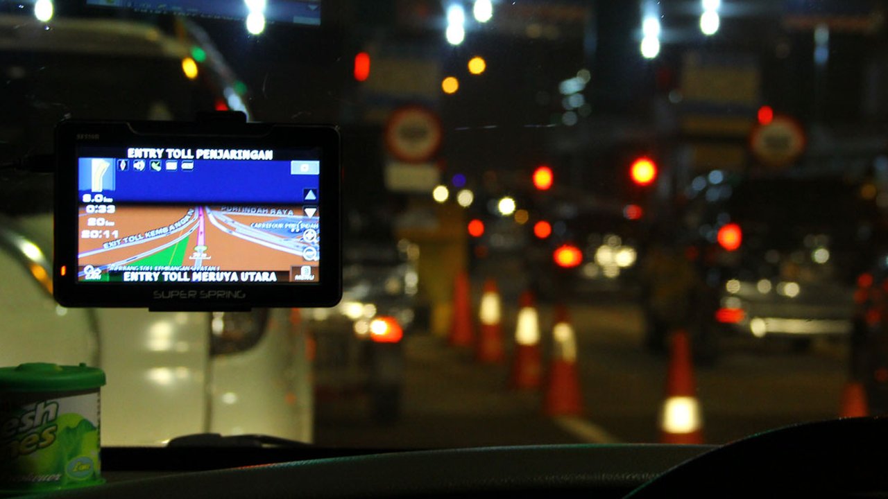 Panduan Lengkap Memilih GPS Mobil Terbaik untuk Keamanan dan Navigasi