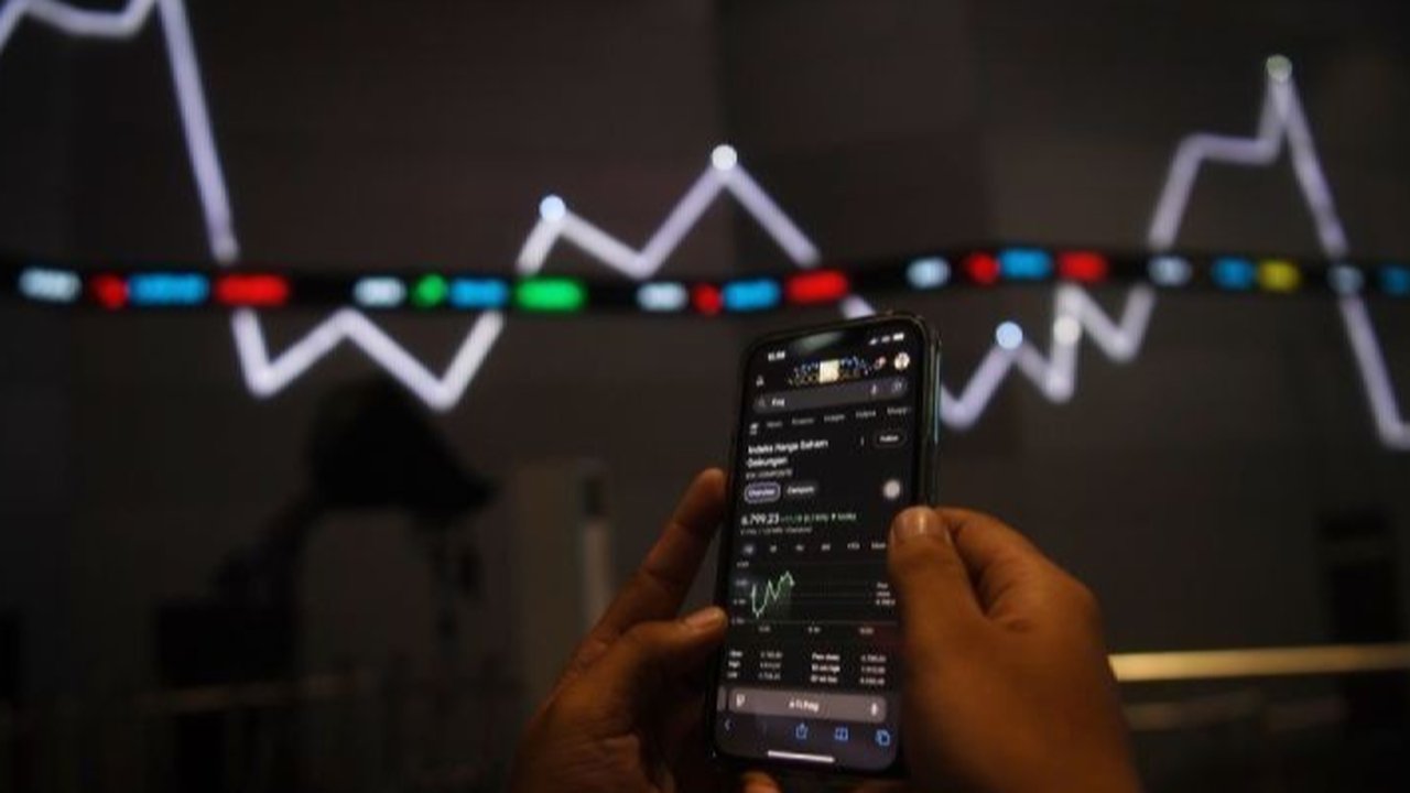 Aturan Baru BEI Berlaku Mulai Hari Ini: Trading Halt Jika IHSG Turun 8 Persen dan Trading Suspend Bila Anjlok 20 Persen