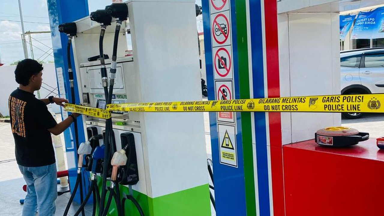 Buntut Pertalite Diduga Tercampur Air Bikin Banyak Kendaraan Mogok, SPBU Ini Ditutup