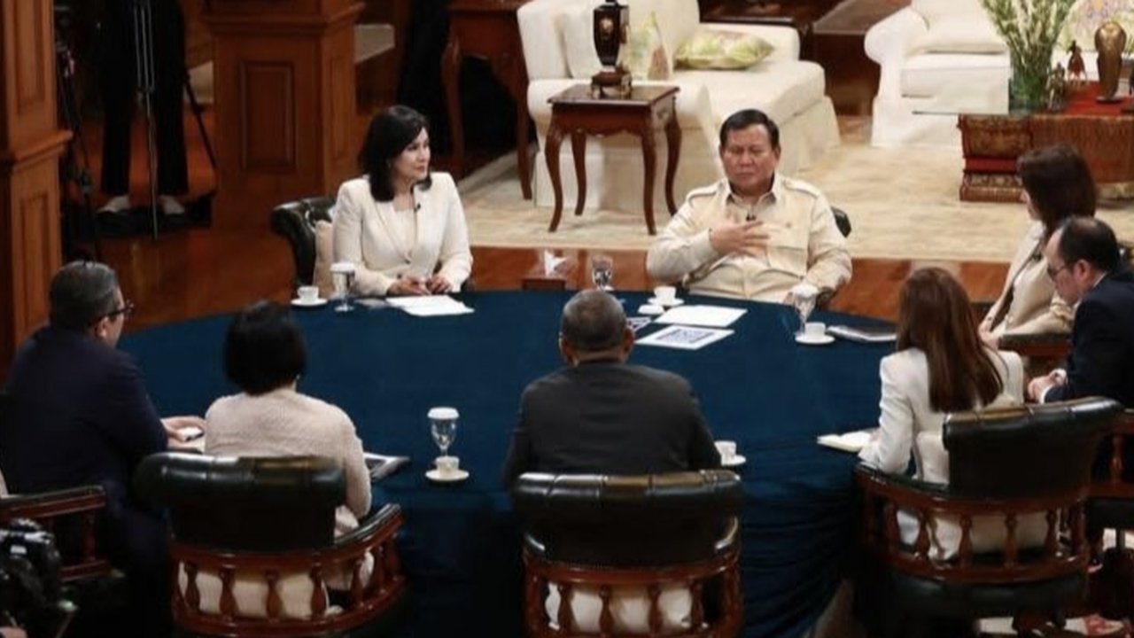Presiden Prabowo Subianto menargetkan harga pangan berprotein seperti daging, telur, dan susu akan lebih terjangkau bagi seluruh rakyat Indonesia paling lambat tahun 2026.