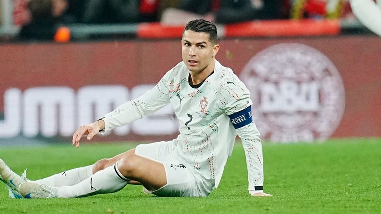 Cristiano Ronaldo Said His Lookalike Fan 'Very Ugly' During Football Match