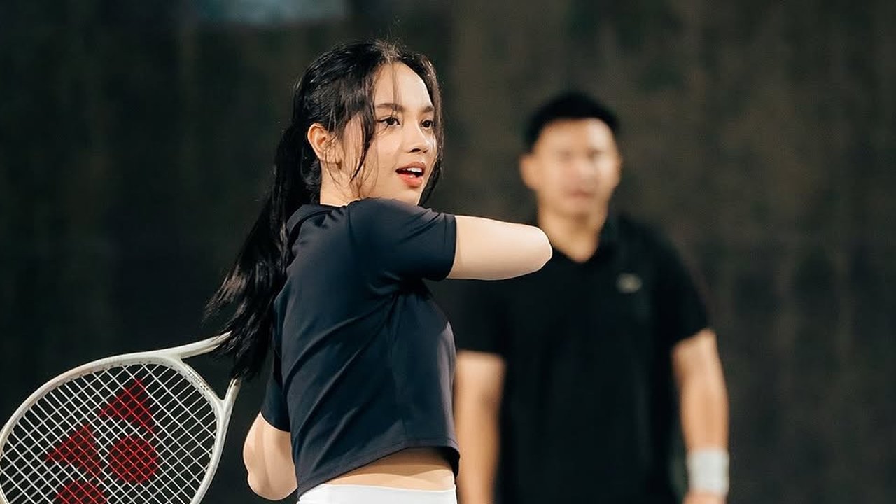Potret Cantik Lyodra Main Tenis Ditemani Randy Martin dan Davina Karamoy, Tetap Stylish dan Sporty