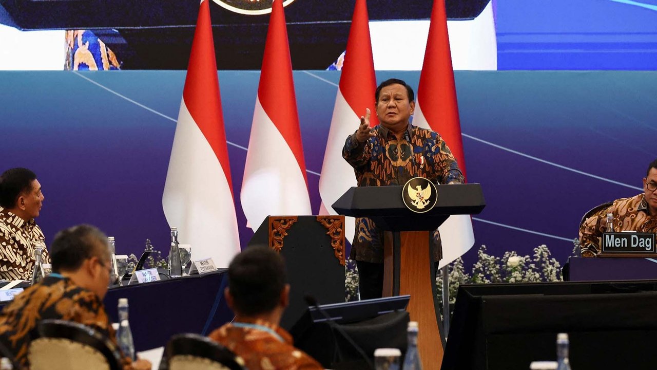 Presiden Prabowo Subianto saat menghadiri sarasehan  ekonomi bertema