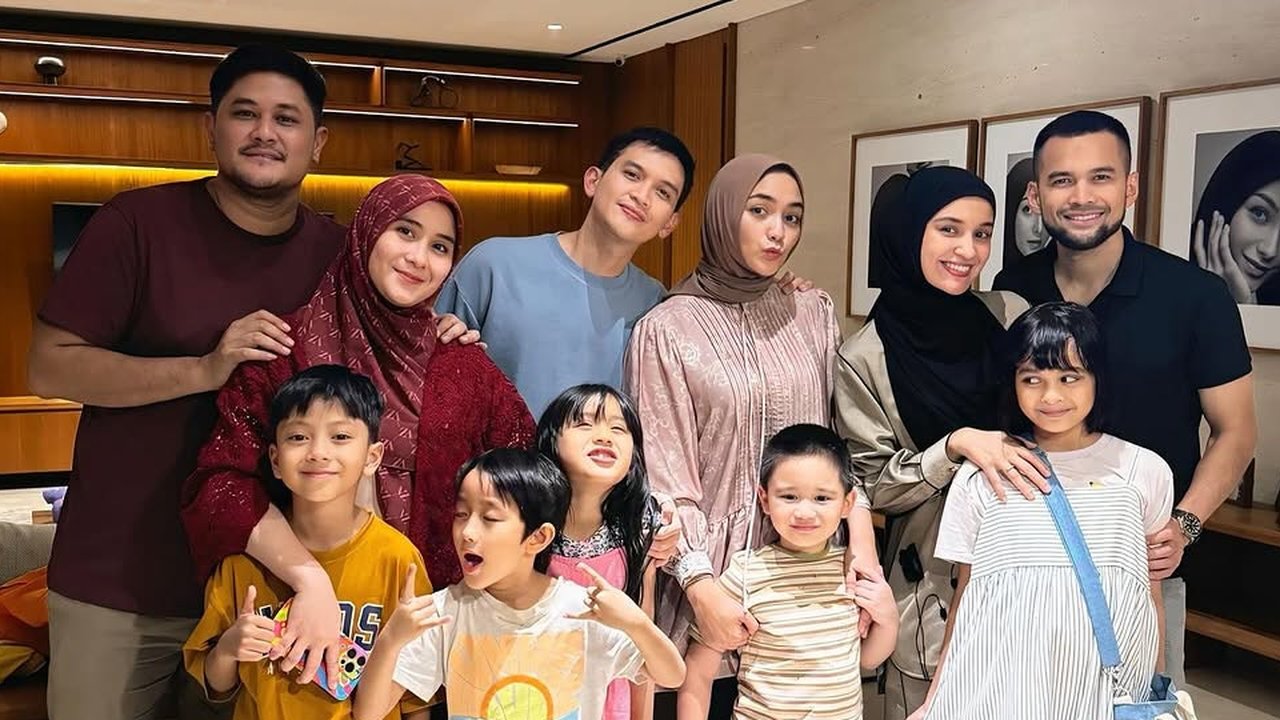 Potret Shireen Sungkar Silaturahmi Lebaran ke Rumah Citra Kirana