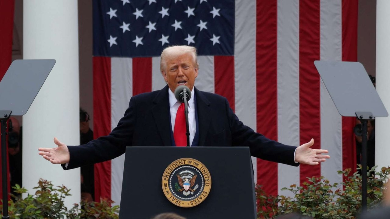 Donald Trump Siapkan Tarif Impor untuk Produk Farmasi yang Masuk ke Amerika
