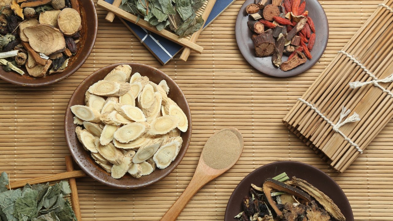 Ilustrasi Rempah Herbal China (©Freepik)