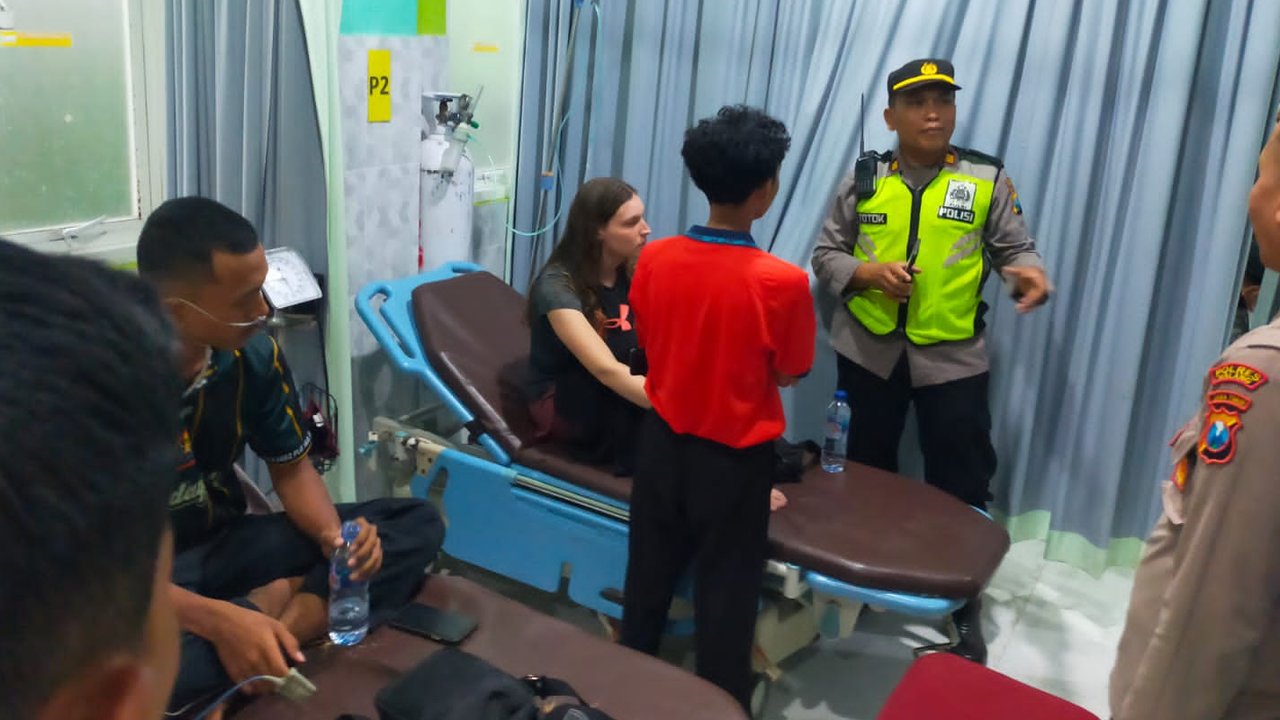 Tiga Santri Mojokerto Hilang Terseret Ombak Pantai Balekambang Malang, Aksi Bule Jerman jadi Sorotan