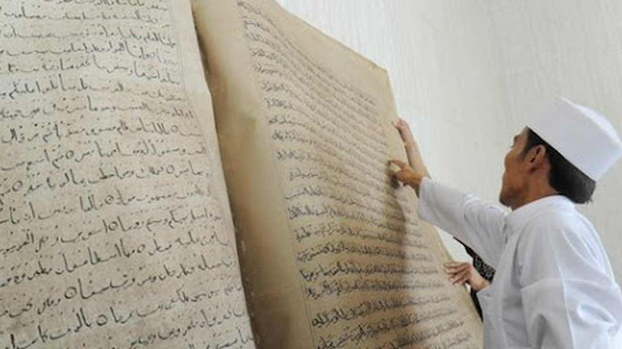 Al-Quran Raksasa