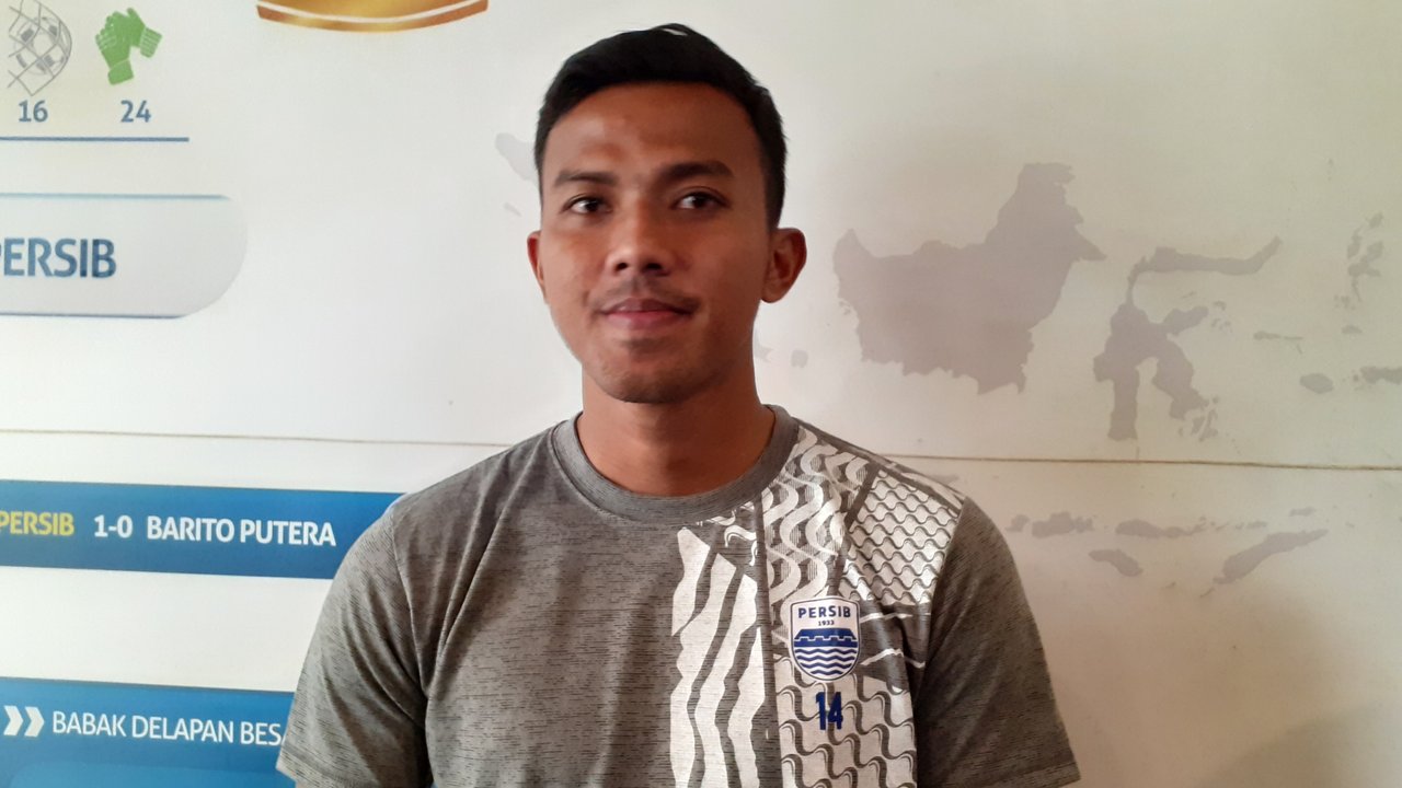 Penjaga gawang Persib Bandung, Teja Paku Alam. (Erwin Snaz/Bola.com)