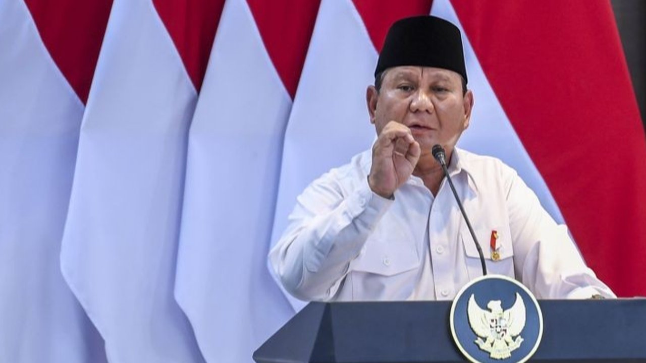 Presiden Prabowo Subianto menghadiri halalbihalal dengan keluarga besar PPAD dan purnawirawan TNI/Polri di Balai Kartini, Jakarta, seusai menerima surat kepercayaan dari delapan duta besar negara sahabat.