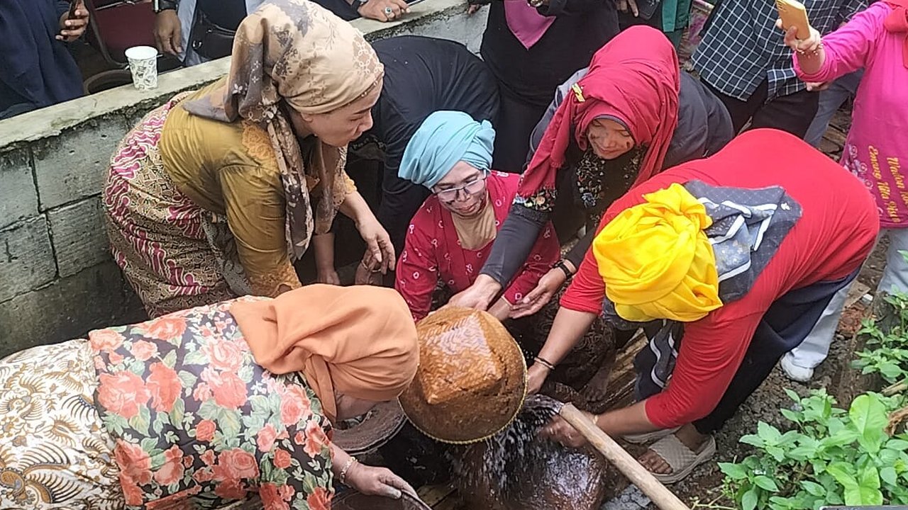 Lebaran Depok dan Arti Filosofi Nyuci Perabot