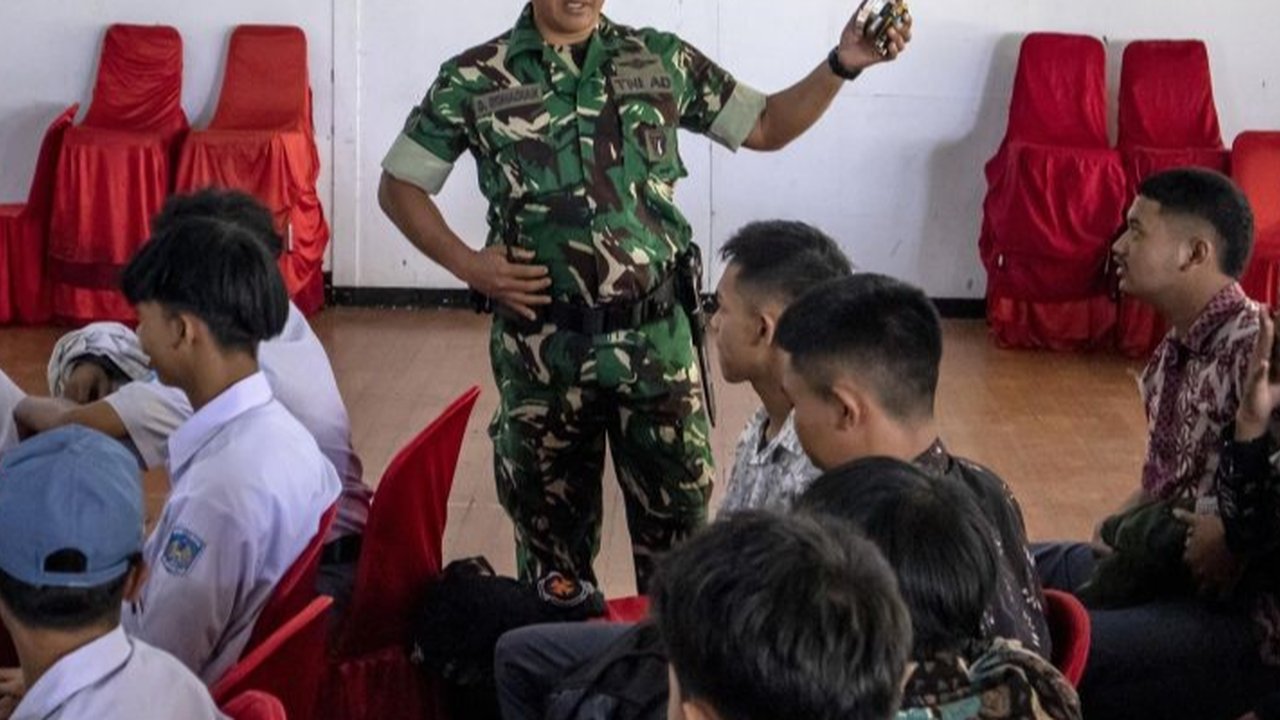 VIDEO: Ngegas, Bupati Purwakarta Galak Sindir Balik Sebut Verrell Gagal Paham Kritik Program KDM