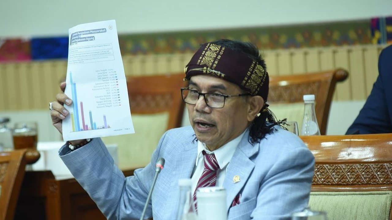 VIDEO: Hinca DPR Respons Satgas Anti Premanismen, Desak Negara Tak Boleh Kalah & Berani Bubarkan!