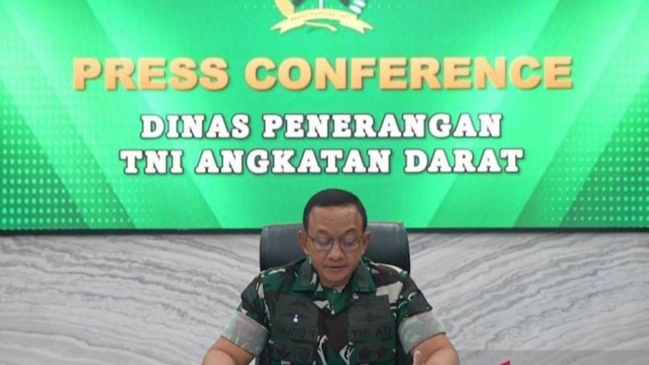 Jenazah Kolonel Antonius Hermawan, korban ledakan amunisi di Garut, disemayamkan di Bekasi sebelum dimakamkan di Yogyakarta, sementara jenazah tiga prajurit TNI lainnya juga disemayamkan di tempat berbeda.