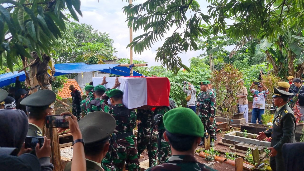 Firasat Keluarga di Hari Meninggalnya Mayor Rohana: Dunia Seolah Runtuh