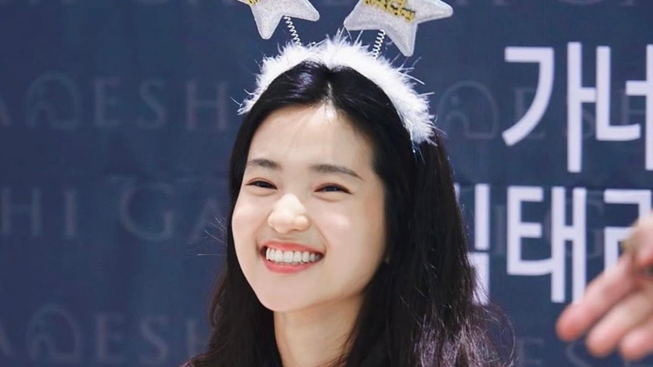 8 Potret Transformasi Kim Tae Ri yang Kecilnya Sudah Ngegemesin - Pesona Sudah Terpancar