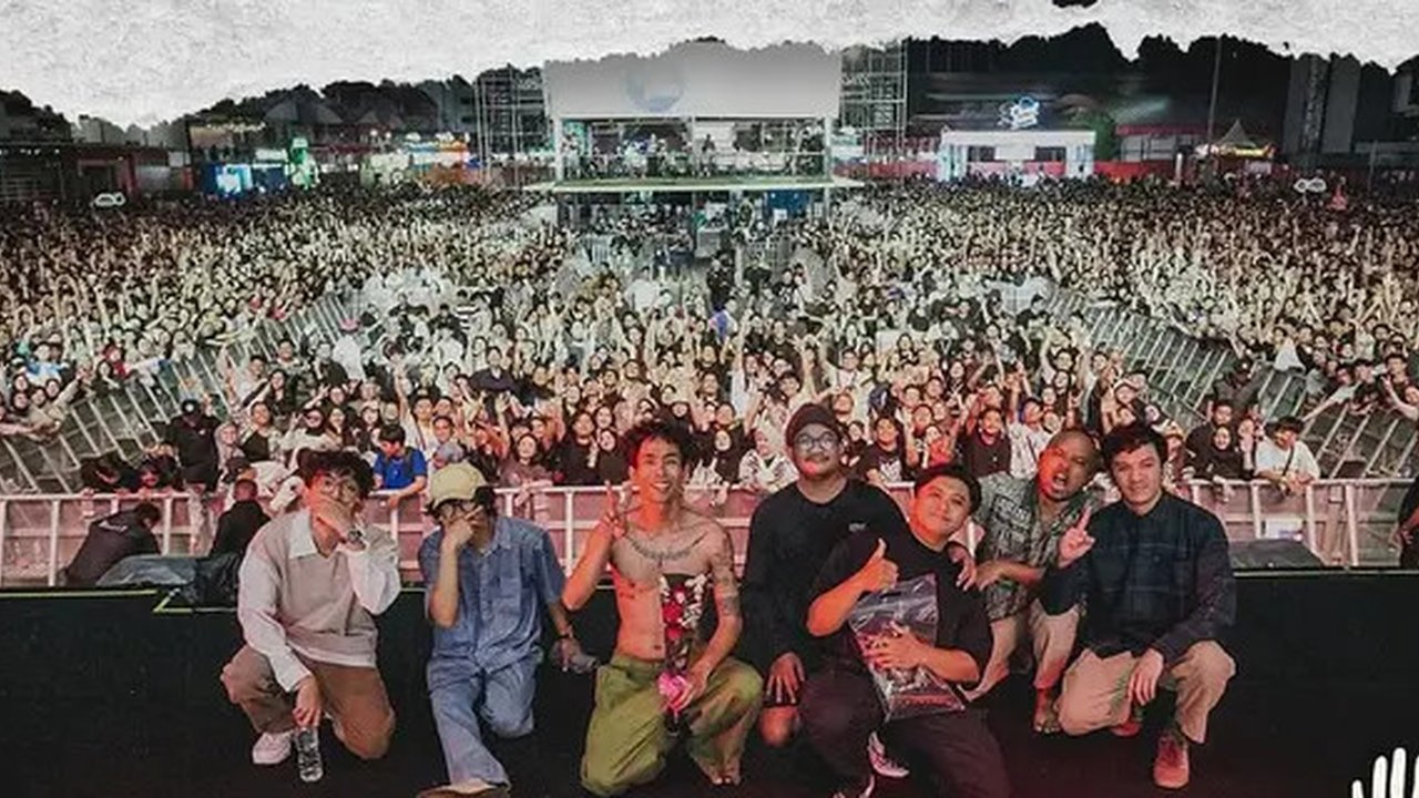 Cerita Pilu Dibalik Lagu 'Mangu' Fourtwnty yang Kembali Viral Usai Dikover Dewi Perssik