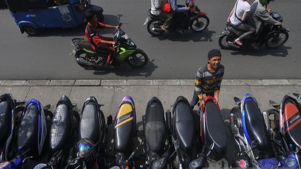 Gubernur DKI Jakarta, Pramono Anung Wibowo, akan menindak tegas parkir liar di Tanah Abang dan seluruh Jakarta, khususnya pelanggaran Perda Nomor 5 Tahun 2014 tentang Transportasi.
