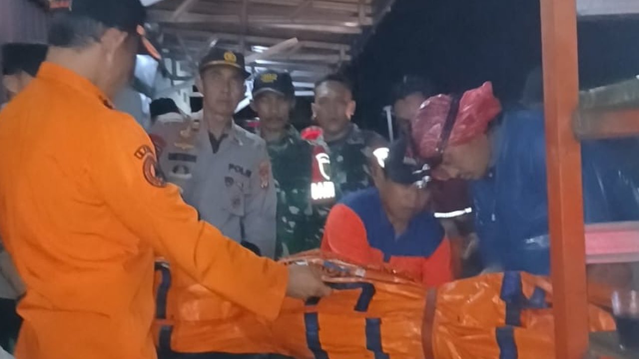 BPBD Evakuasi Jasad Pendaki di Puncak Gunung Pesagi, Identitas Belum Ditemukan