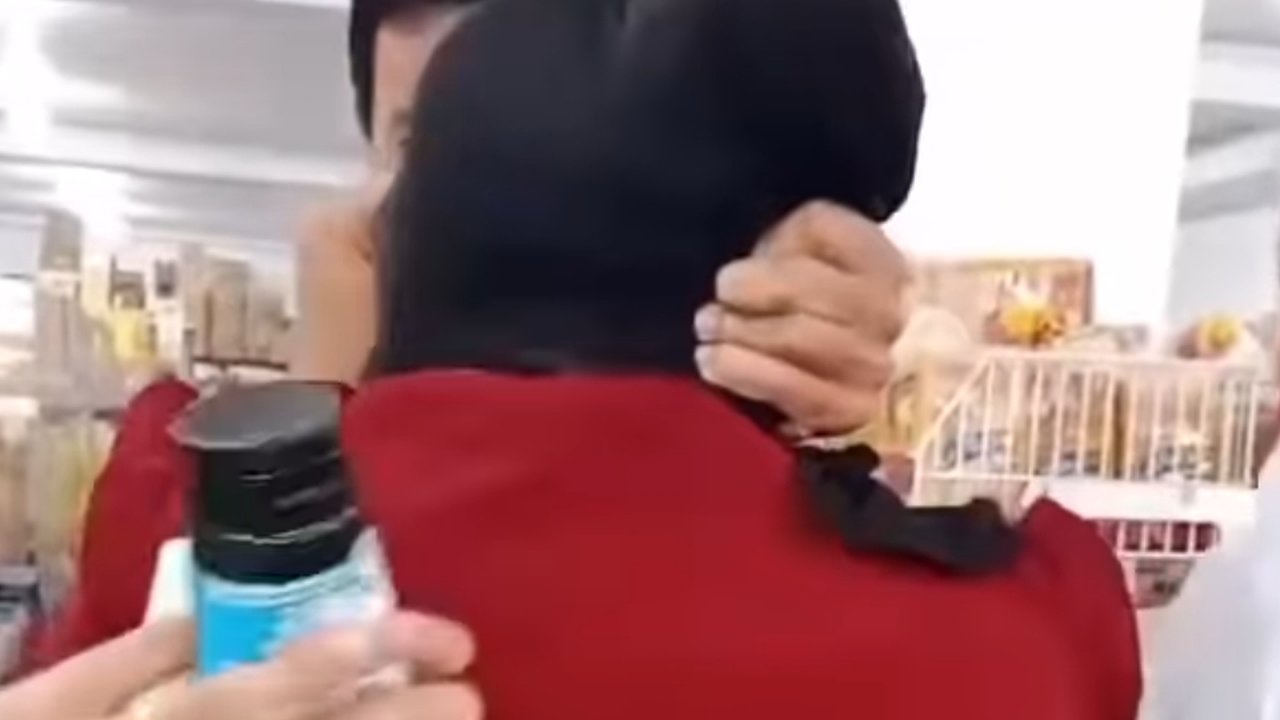 Bidan di Takalar Terekam CCTV Curi Barang di Supermarket, Diduga Alami Kleptomania