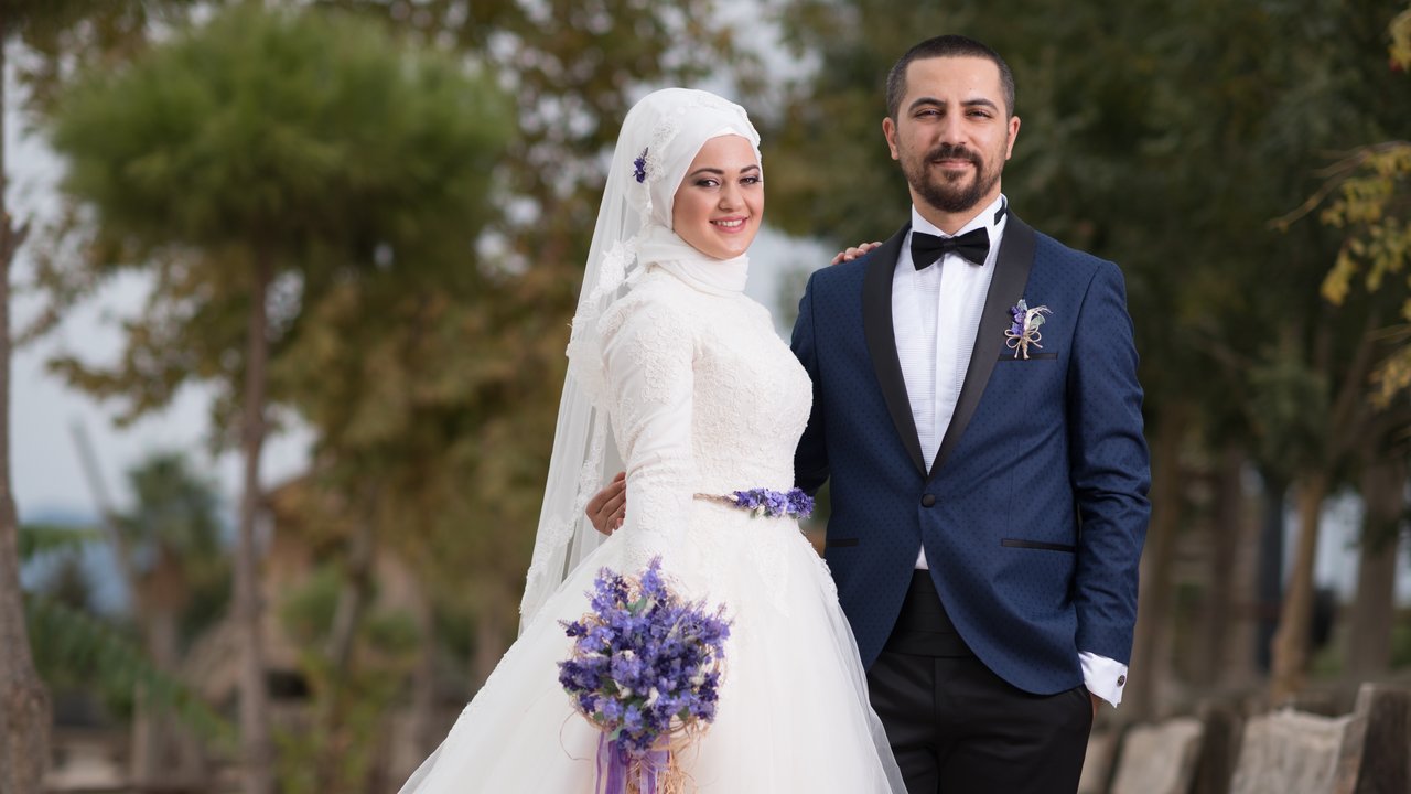 Ilustrasi pengantin, pernikahan, menikah. (Photo created by wirestock on www.freepik.com)