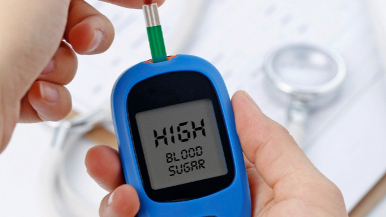 Kaki Bengkak dan Luka Kronis, Gejala Diabetes yang Sering Diabaikan