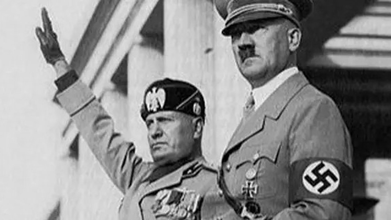 Kepemimpinan Hitler membawa perubahan radikal dalam ideologi dan struktur partai.