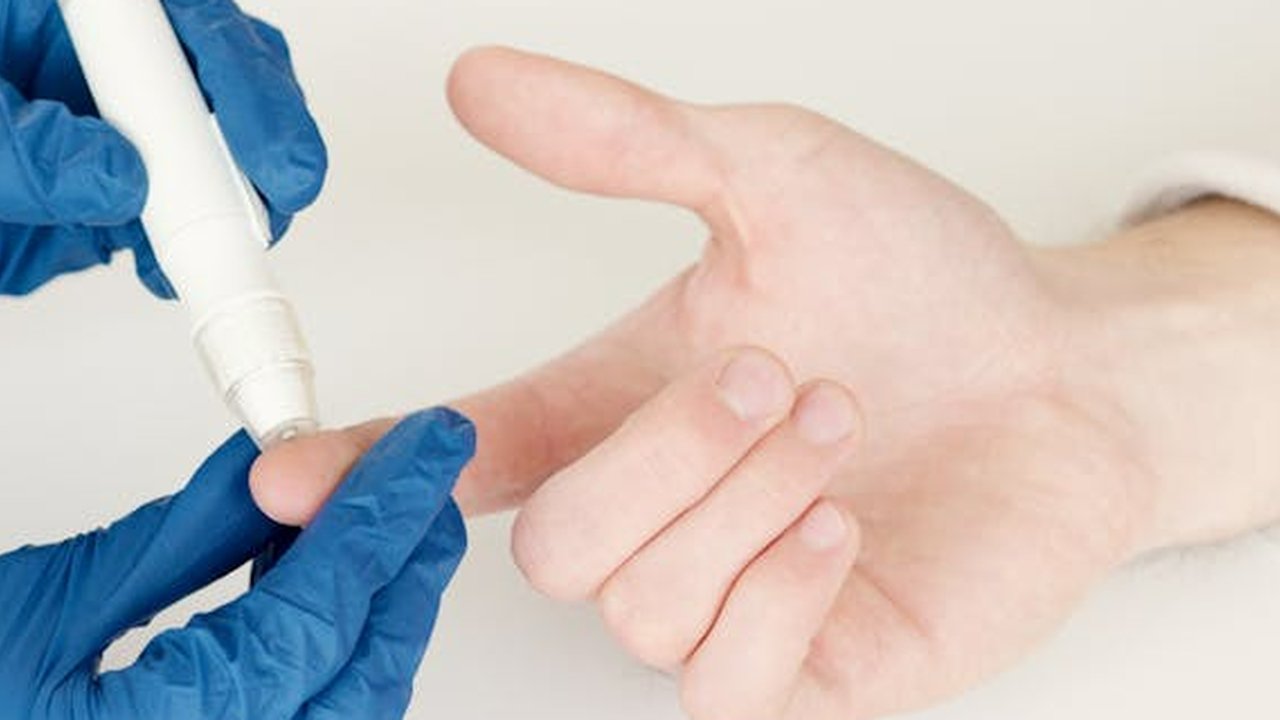 Cegah Diabetes Sejak Dini dengan Menghindari Kebiasaan Buruk Ini