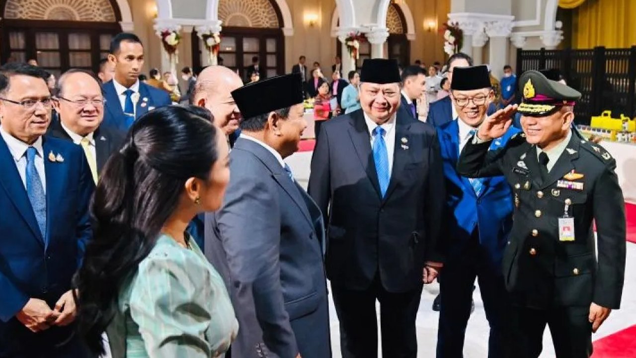 ⁠Prabowo Terkejut Beri Hormat Ketemu Tentara Thailand Pangkat Mayjen Jago Bahasa Indonesia