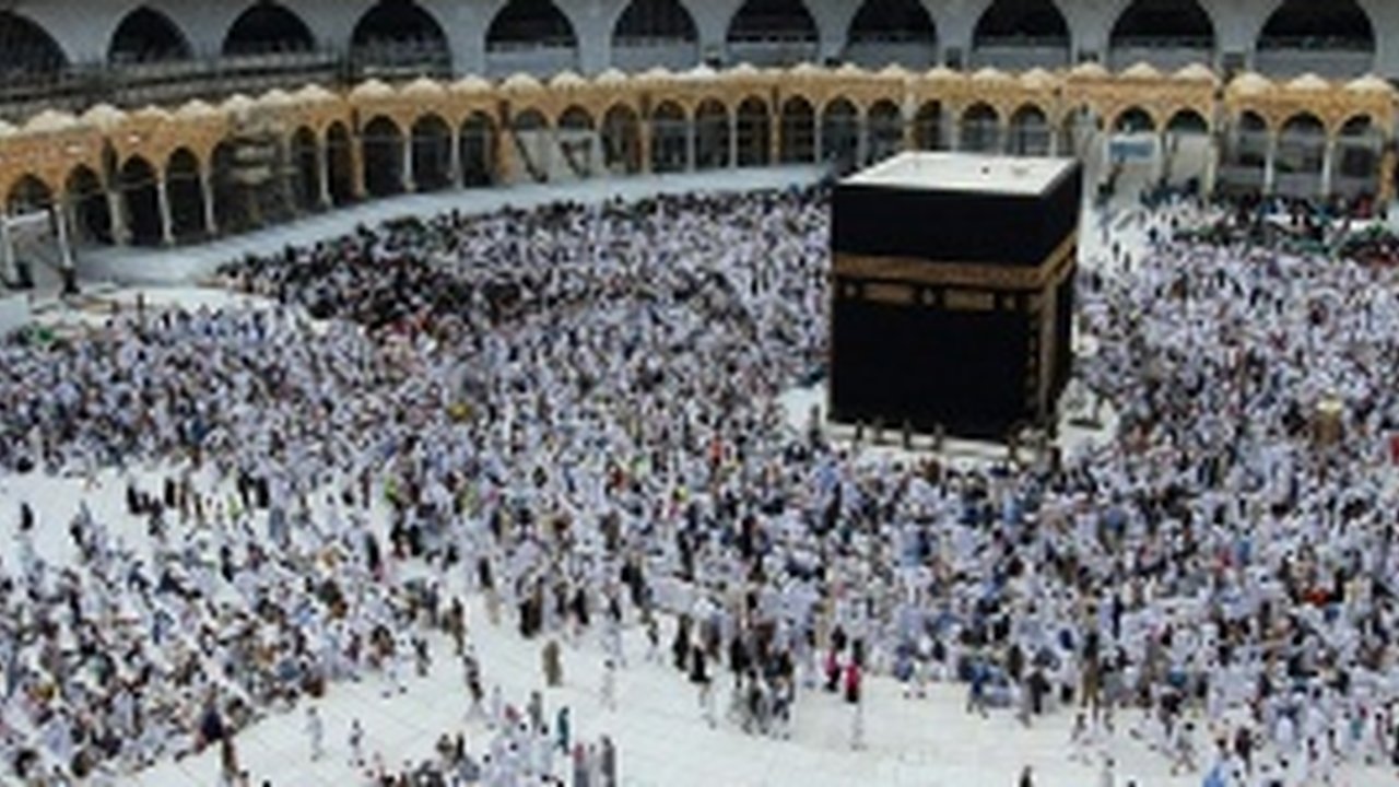 Haji Furoda 2024: Berapa Biayanya dan Apa Saja Fasilitasnya?