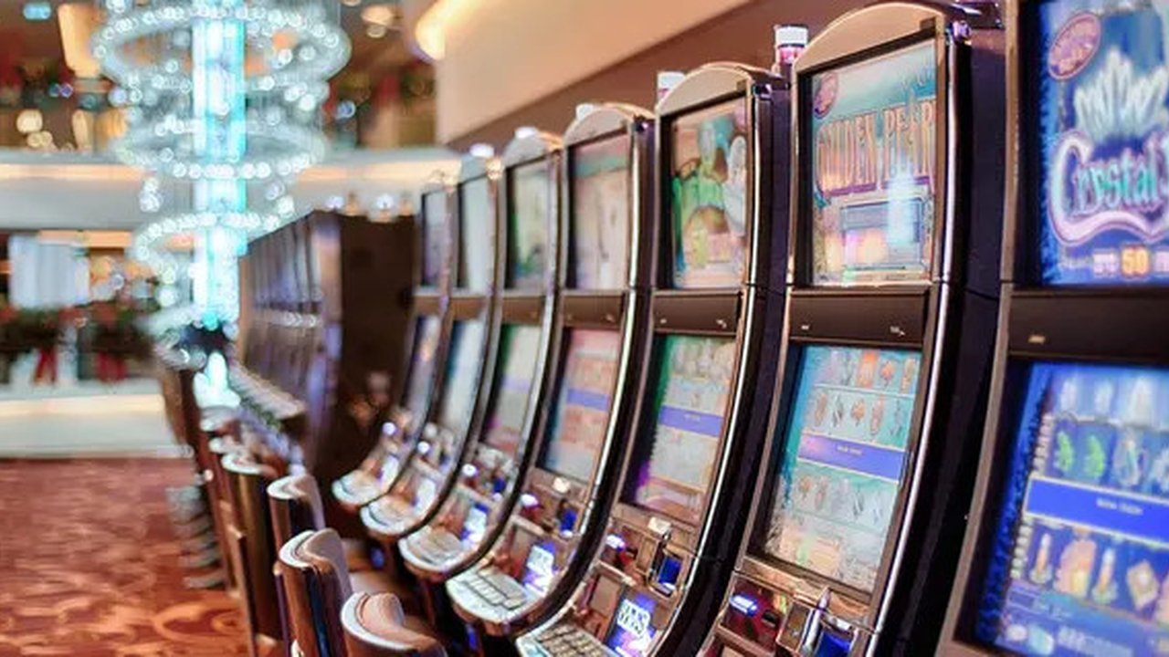 Malaysia Cuan Rp37 Triliun dari Kasino, Indonesia Bisa Asal Pemainnya Khusus WNA