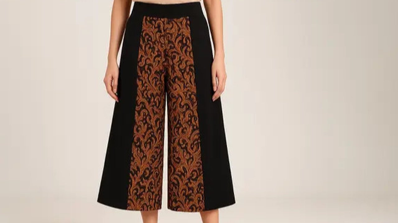 7 Model Kulot Batik Kekinian, Jadi Inspirasi Fashion Masa Kini (sumber: AI)
