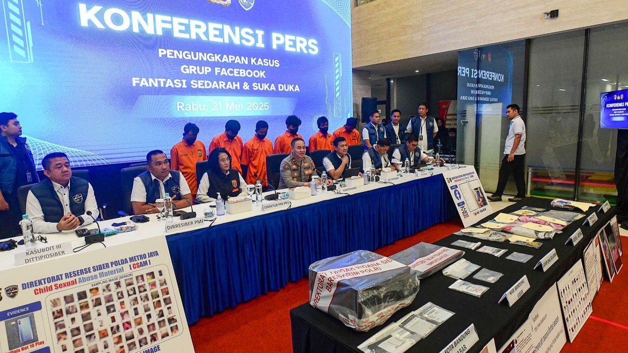 Dijerat Pasal Berlapis, Enam Tersangka Grup Facebook Fantasi Sedarah Terancam 15 Tahun Penjara hingga Denda Miliaran