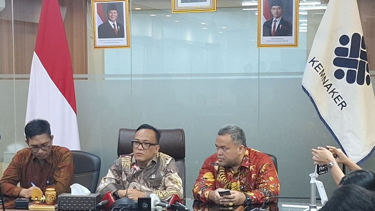 Wamenaker Minta Sritex Tetap Bayar Pesangon Meski Bos Ditangkap