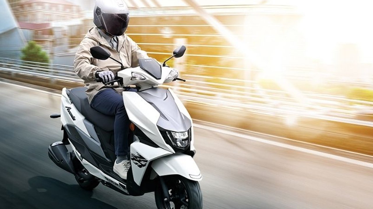 Suzuki Avenis 125 2025 Hadir dengan warna baru