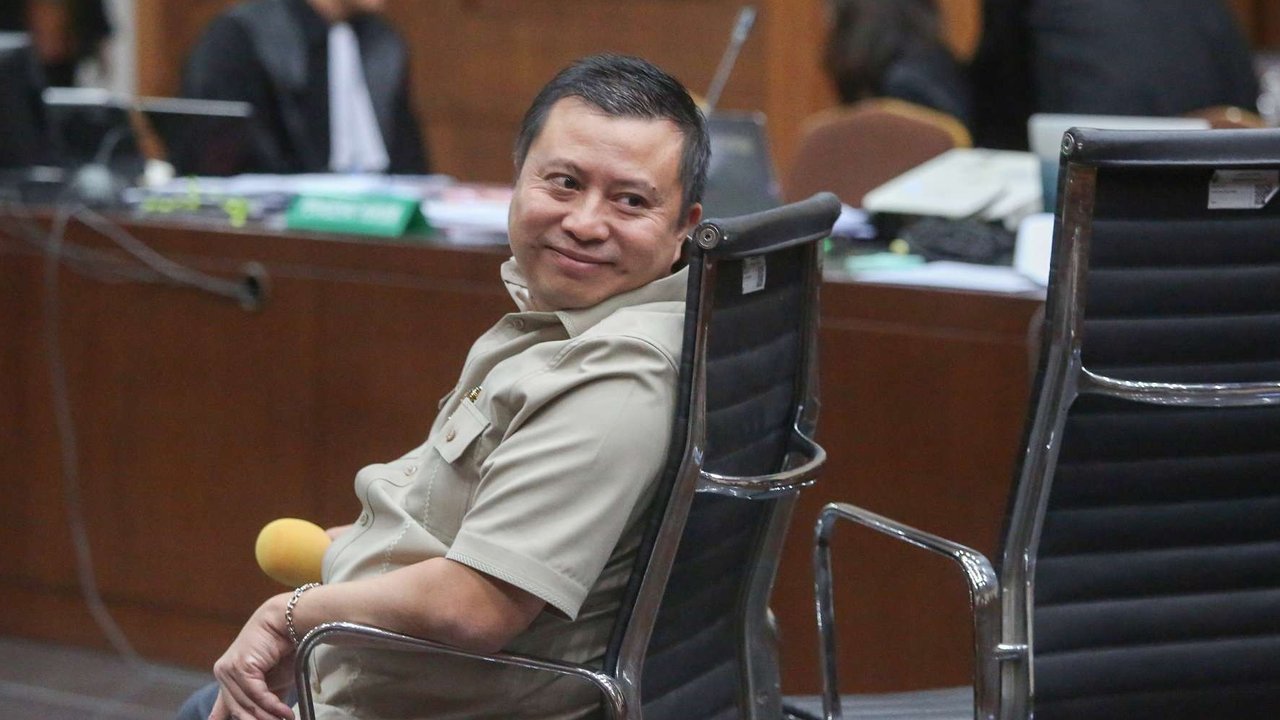 Eks kader Partai Demokrasi Indonesia Perjuangan (PDIP), Saeful Bahri memberikan kesaksian dalam sidang kasus dugaan perintangan penyidikan perkara korupsi dan pemberian suap dengan terdakwa Sekretaris Jenderal PDIP, Hasto Kristiyanto di Pengadilan Tindak Pidana Korupsi (Tipikor) Jakarta, Kamis (22/5/2025).