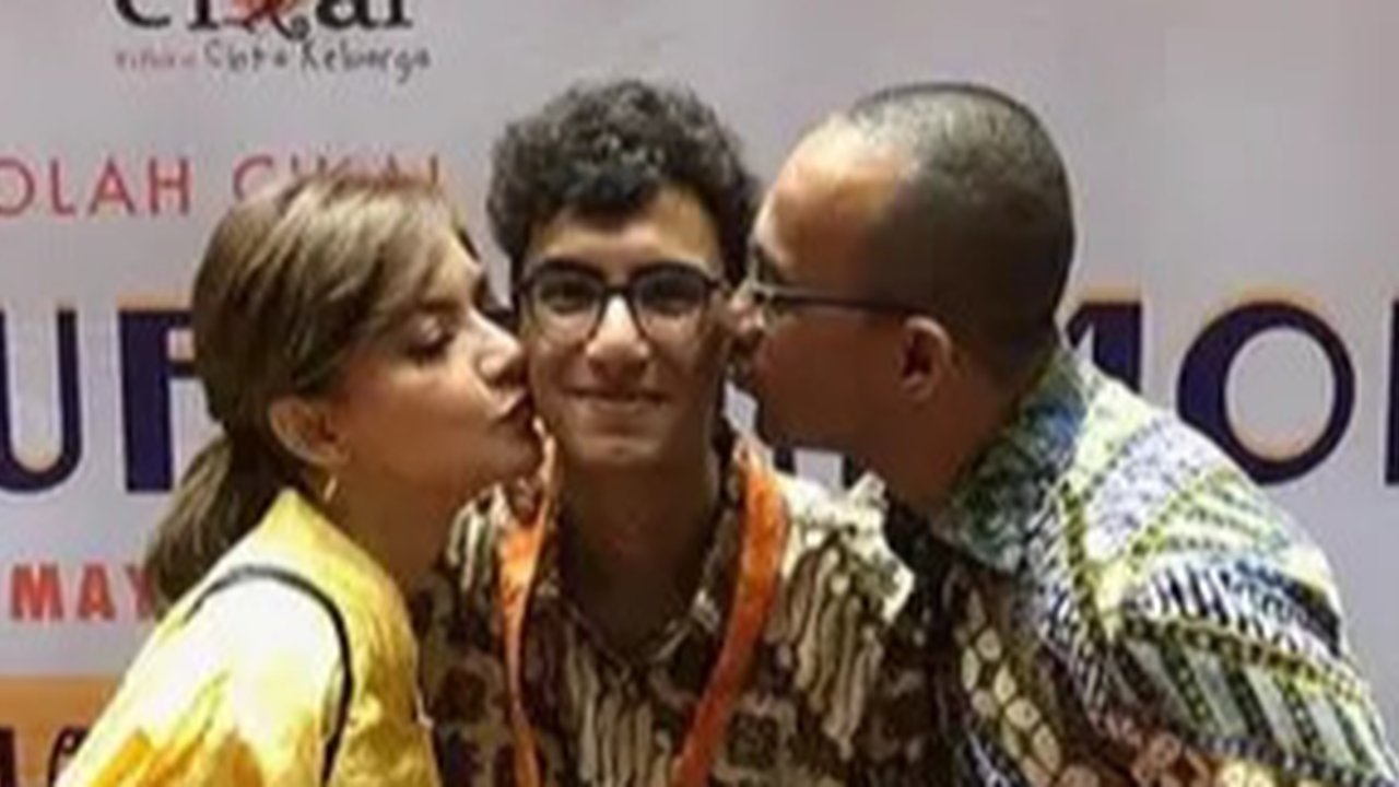 Potret Kenangan Ibrahim Assegaf Suami Najwa Shihab dan Izzat Putra Semata Wayangnya (Foto: Instagram @izzatassegaf)