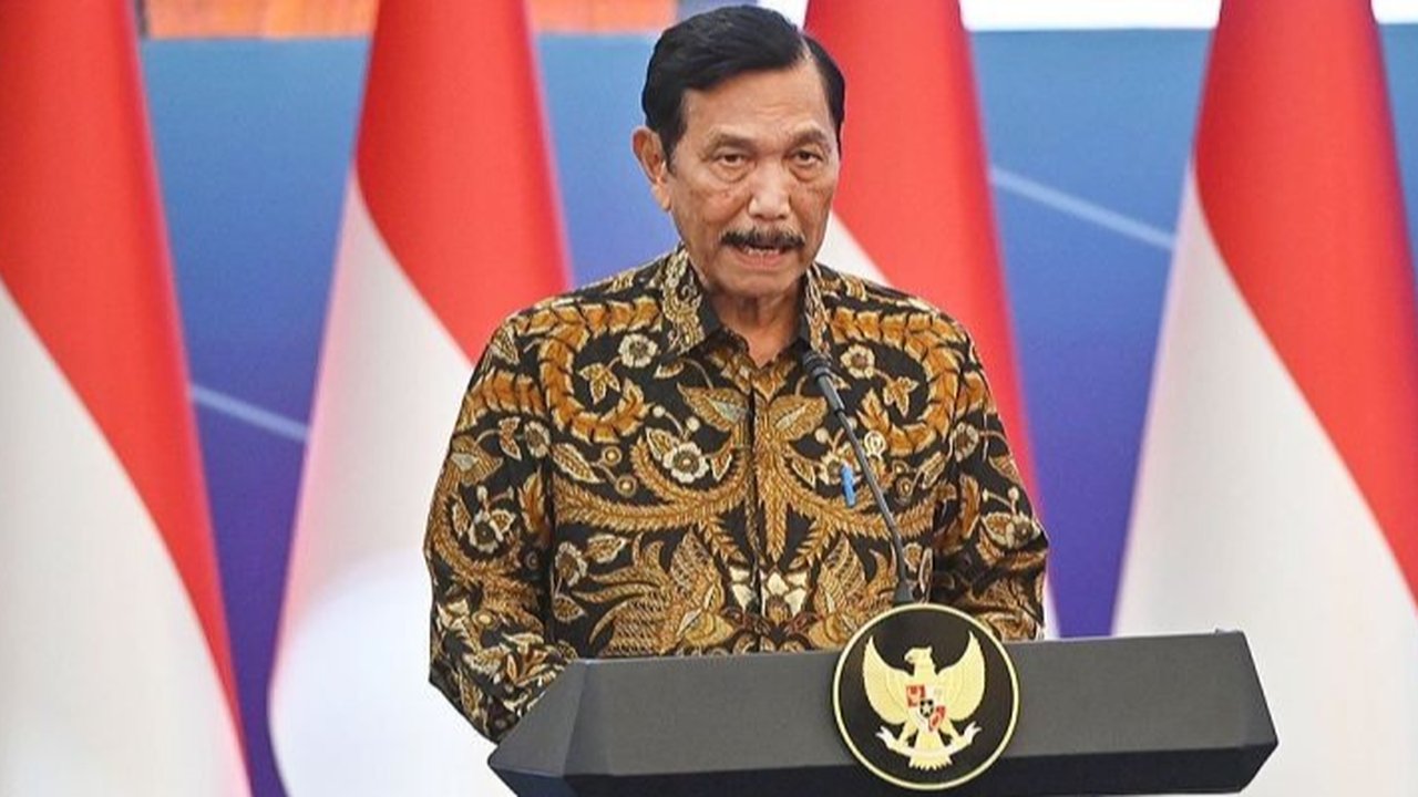 Info Terbaru dari Luhut: Proyek Kereta Cepat Jakarta-Surabaya Berlanjut