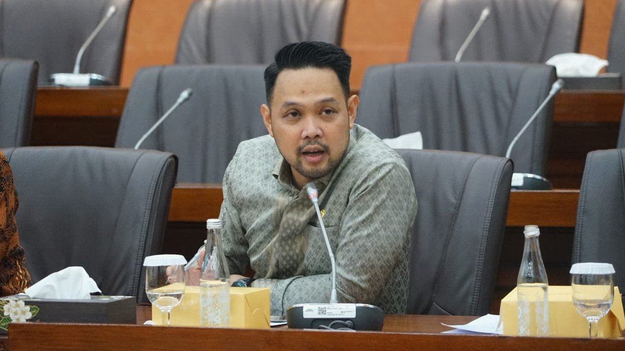Marak Produk Ilegal di Media Digital, DPR Dorong UU Perlindungan Konsumen