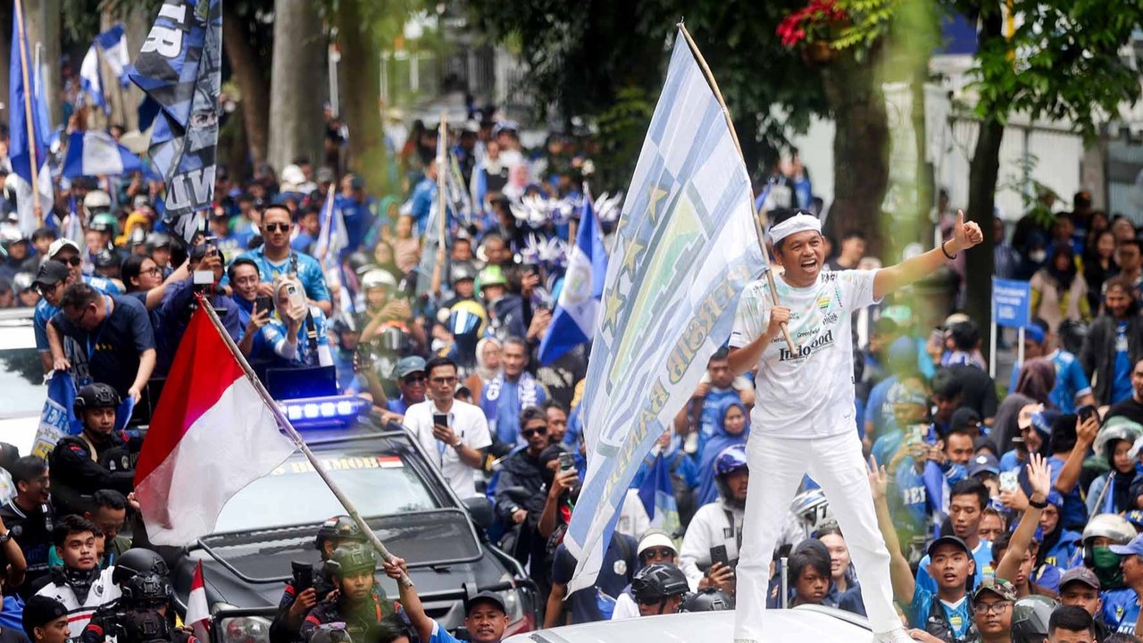 Maung Bandung menegaskan status juaranya dengan keunggulan delapan poin dari Dewa United FC yang finish sebagai runner-up. (Timur Matahari/AFP)